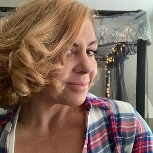 Meet your Posher, Mimi